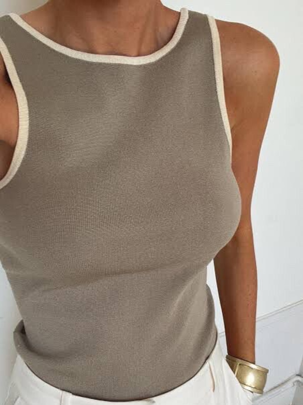 Claire Rose x NA-KD top